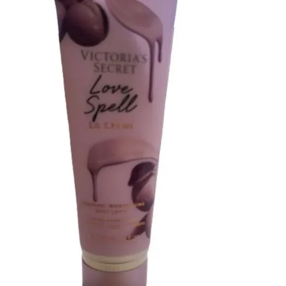 VICTORIA Secret Love Spell La Crème Lotion